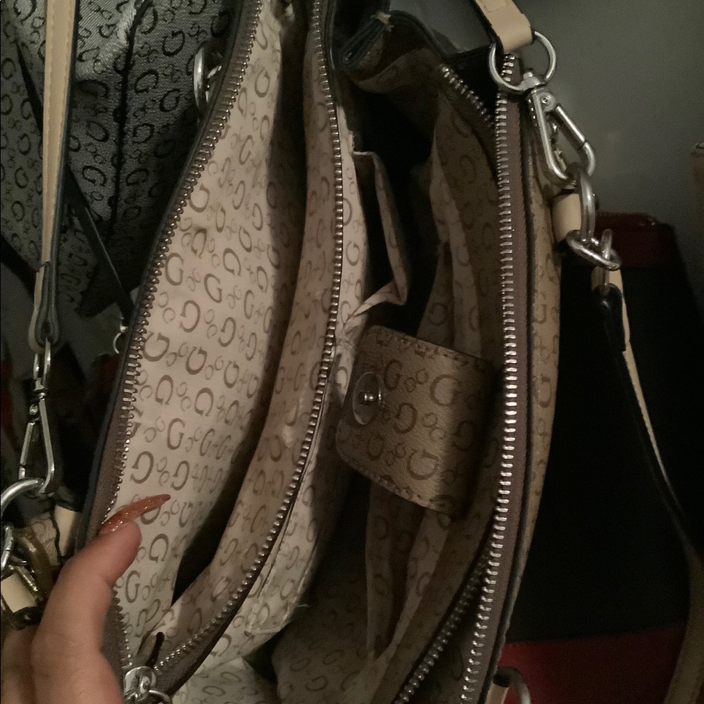 Guess bag - Picture 2 of 4